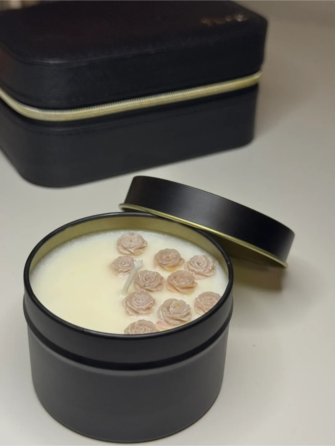 Soy Candle in Black Tin – Rose Garden Design thumbnail