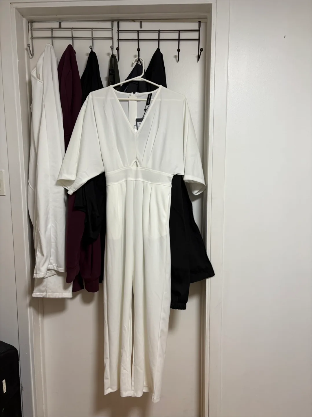 Kaktus The Label White Jumpsuit image indicator(2)