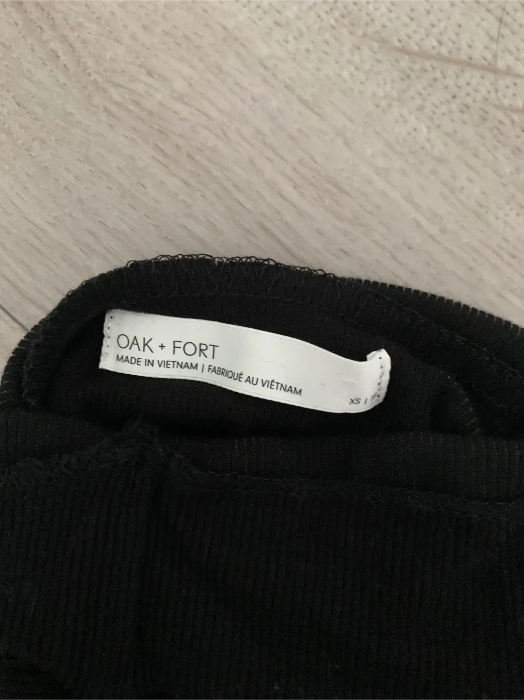 Oak + Fort Turtleneck image indicator(9)