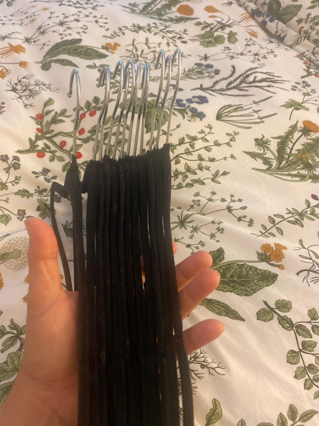 Black Velvet Clothes Hangers - Set of 10 image indicator(4)