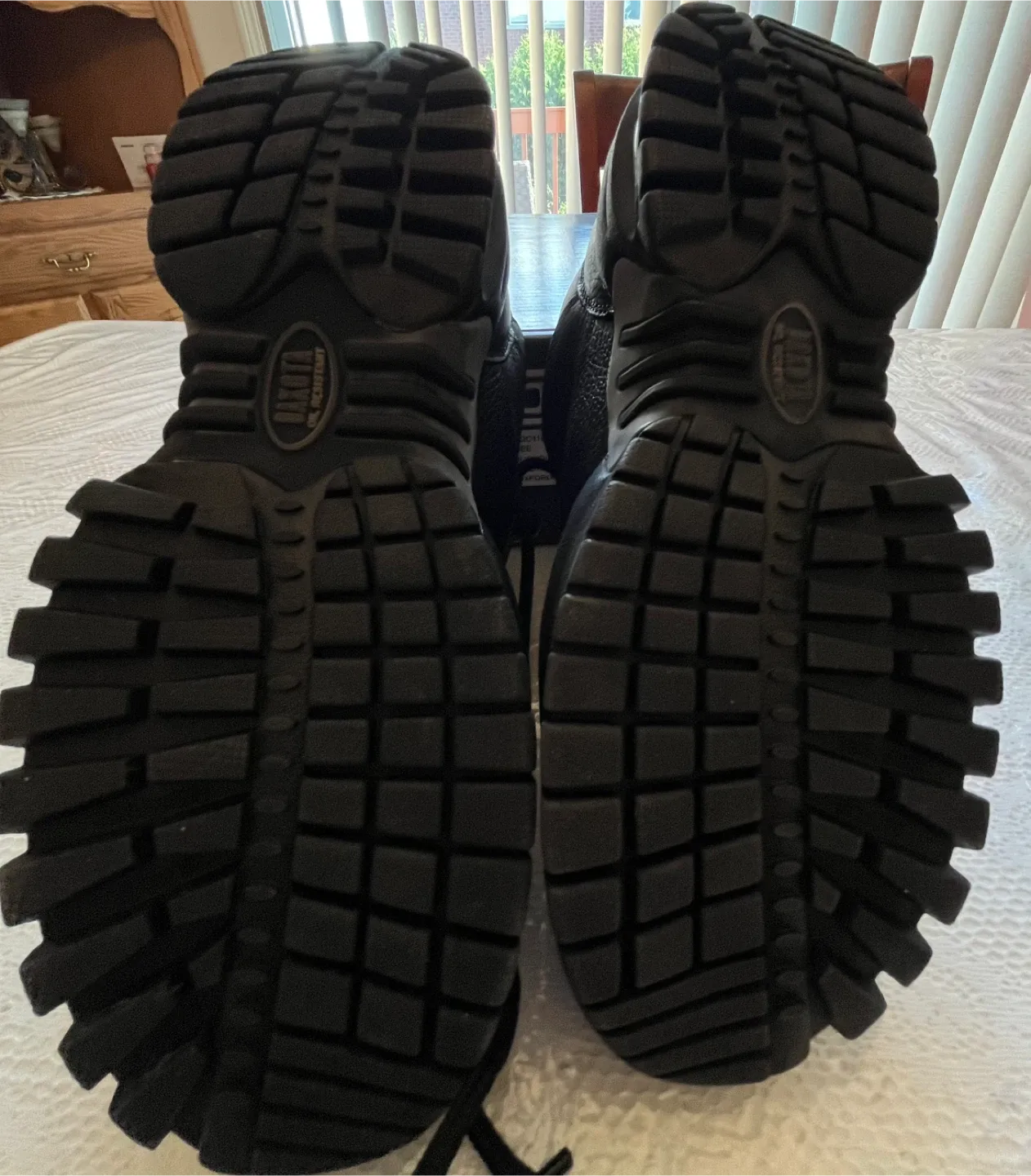 BNIB- Dakota Comp Toe Black Safety Shoes image indicator(4)