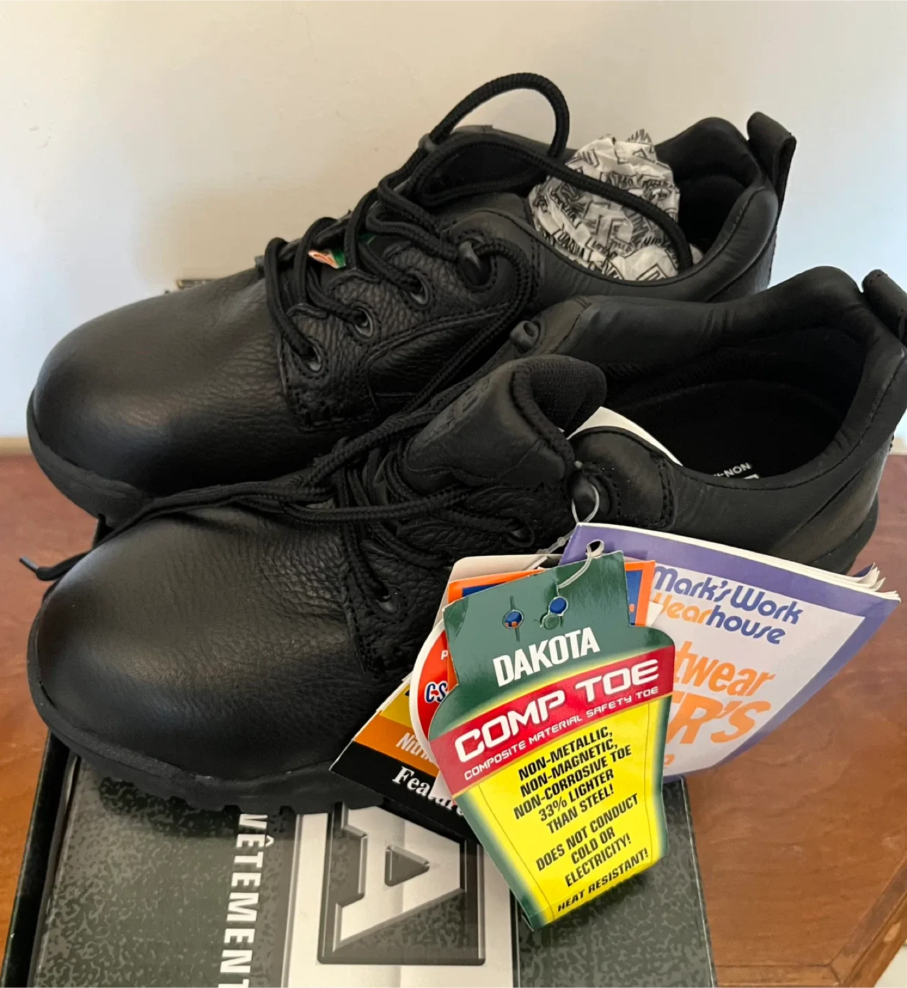 BNIB- Dakota Comp Toe Black Safety Shoes image indicator(2)
