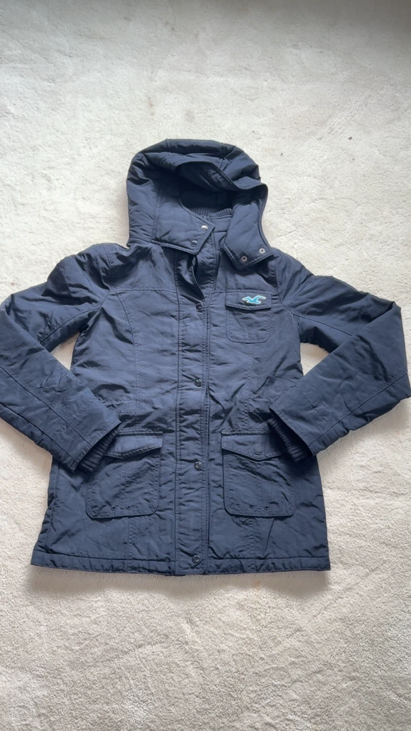 Hollister Navy Blue Puffer Jacket (S)