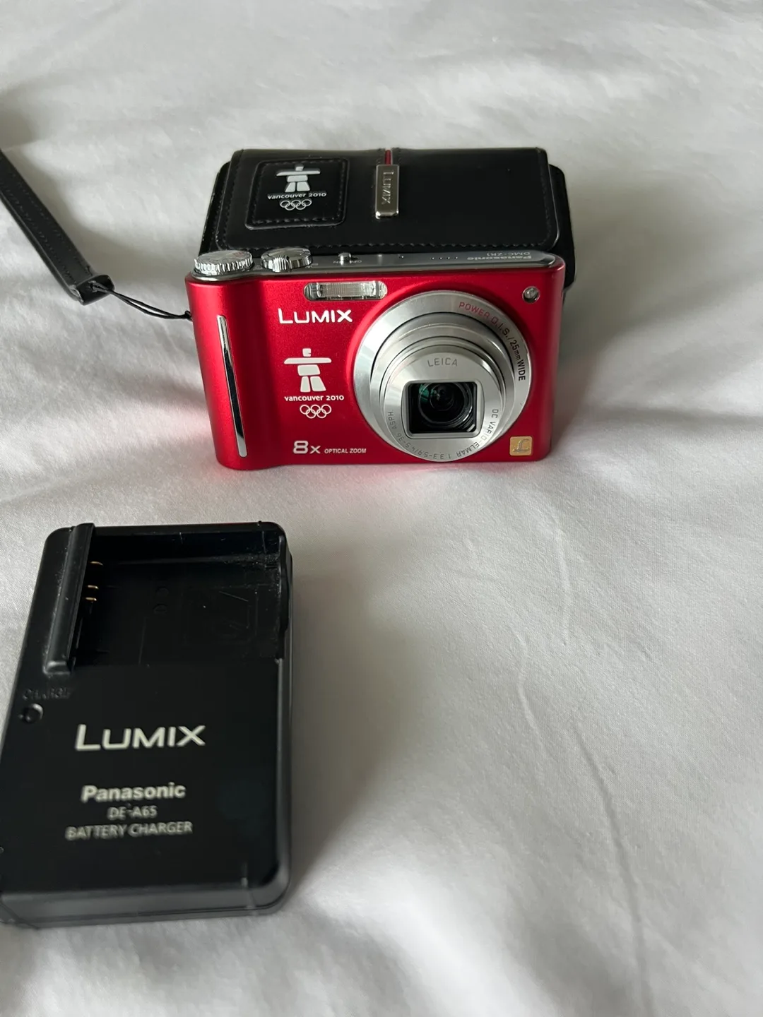 Panasonic Lumix DMC-ZR1 Vancouver 2010 Camera image indicator(5)