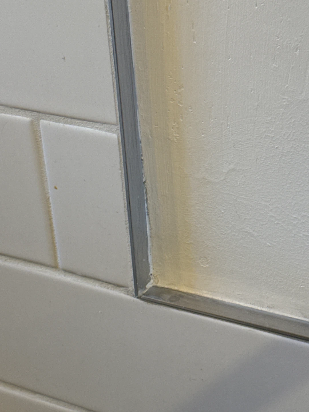 PROVA Flat Tile Edge Trim - Satin Clear Anodized - photo 3