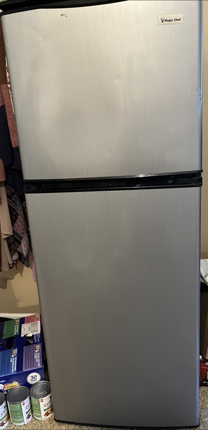 🥕Magic Chef Mini Fridge - Silver - photo 2