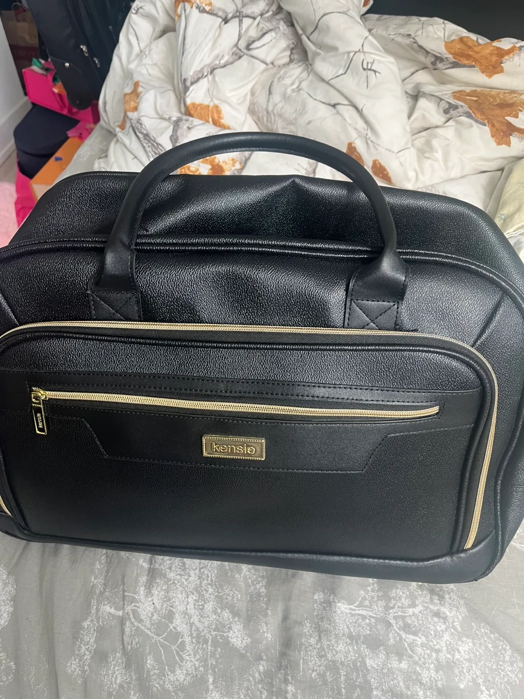Kensie Black Carry-On Luggage thumbnail