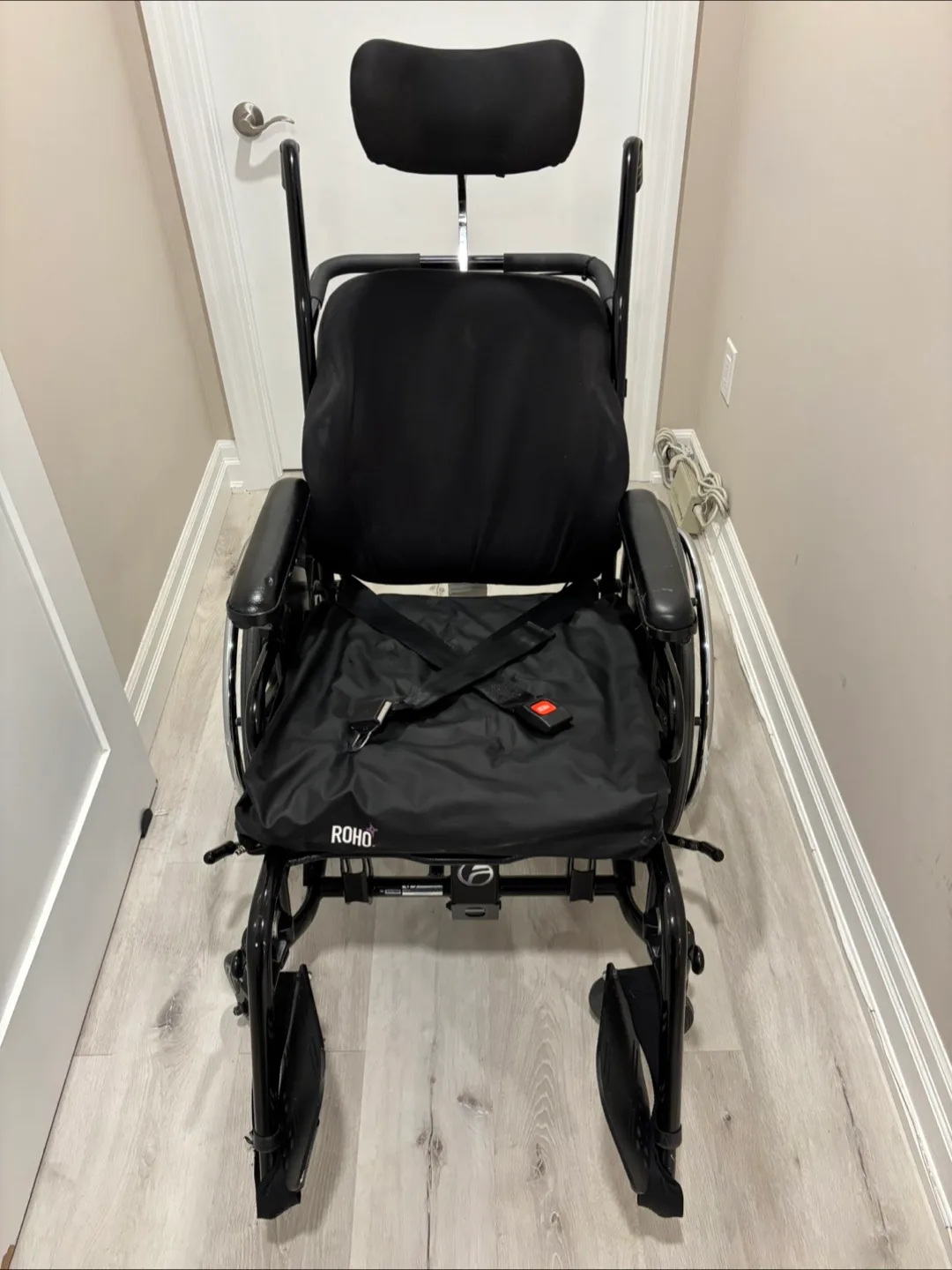 ROHO Wheelchair - Black image indicator(3)