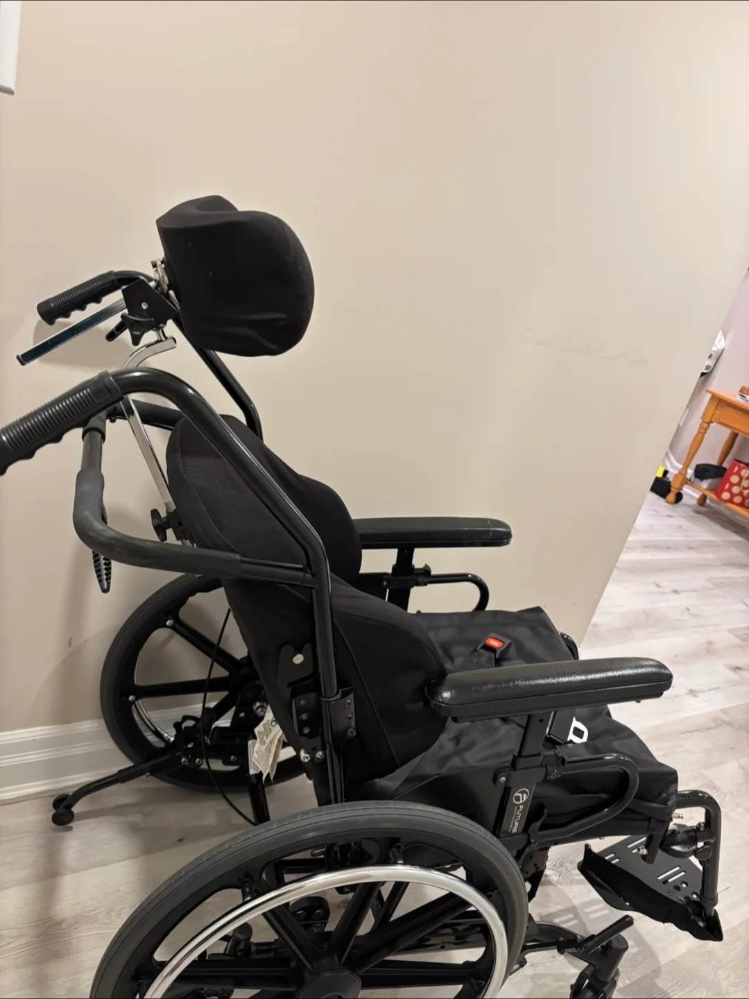 ROHO Wheelchair - Black image indicator(8)