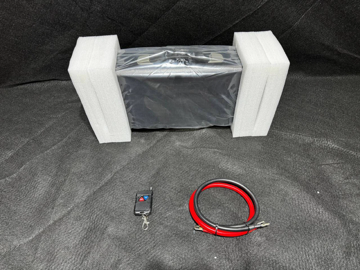 Vterun 2000W Pure Sine Wave Inverter 12V DC → 110V AC - photo 2