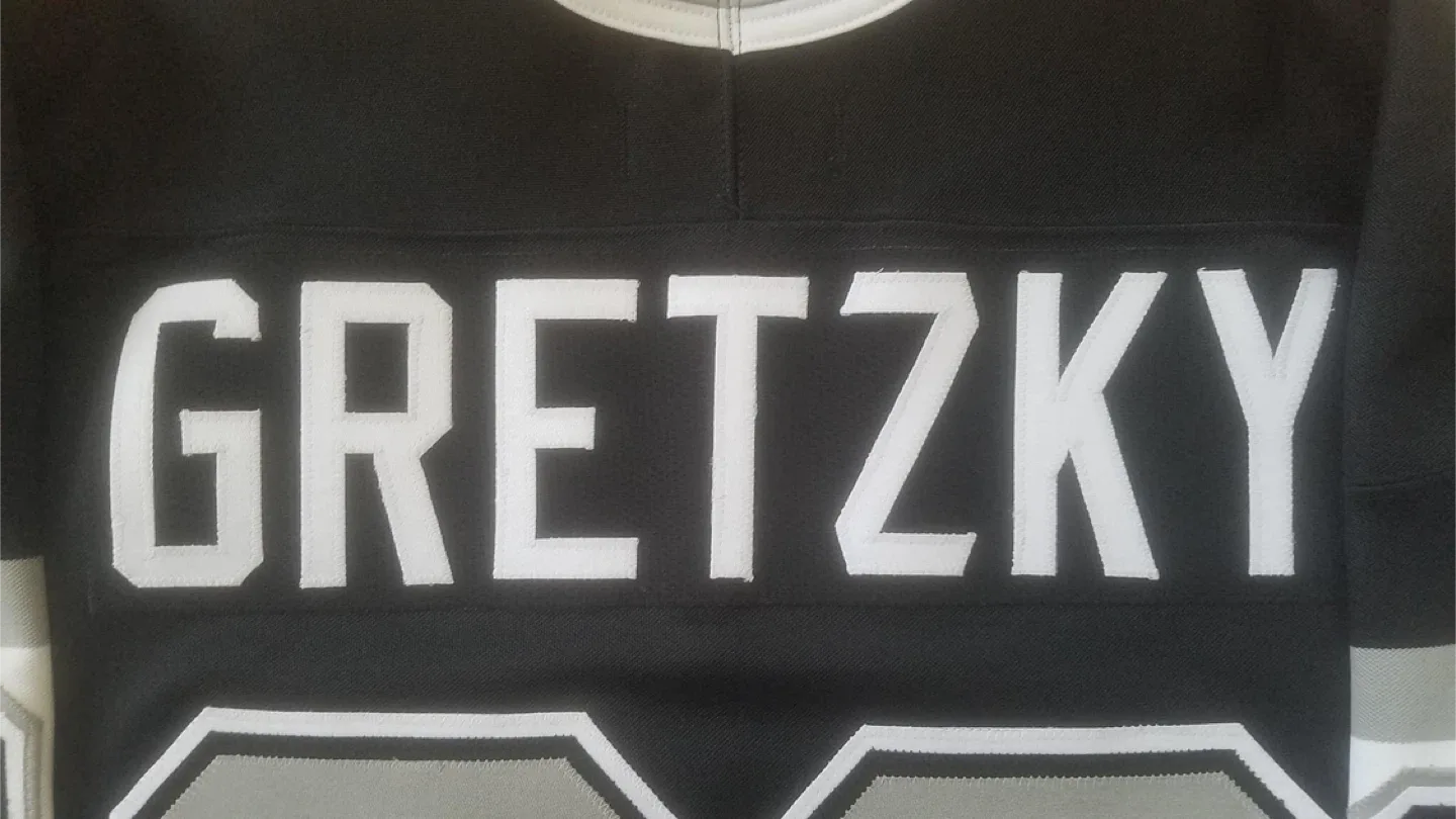 Gretzky #99 Los Angeles Kings Hockey Jersey image indicator(3)