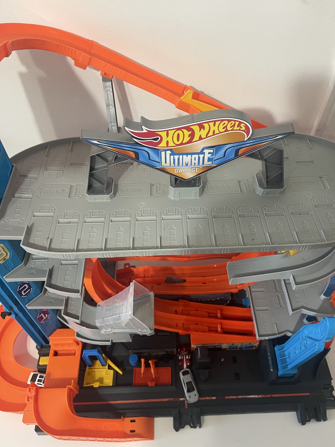 Hot wheels Ultimate Garage - photo 2