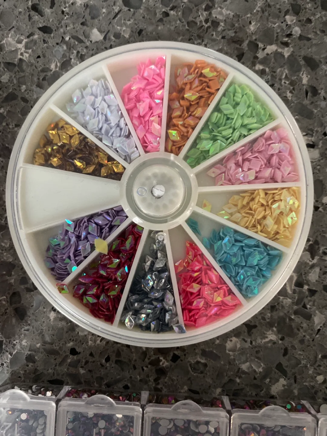 Nail Art Rhinestones & Decorations image indicator(3)