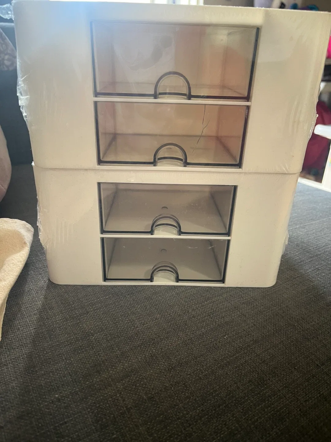 White Plastic Makeup Organizer - New! image indicator(5)