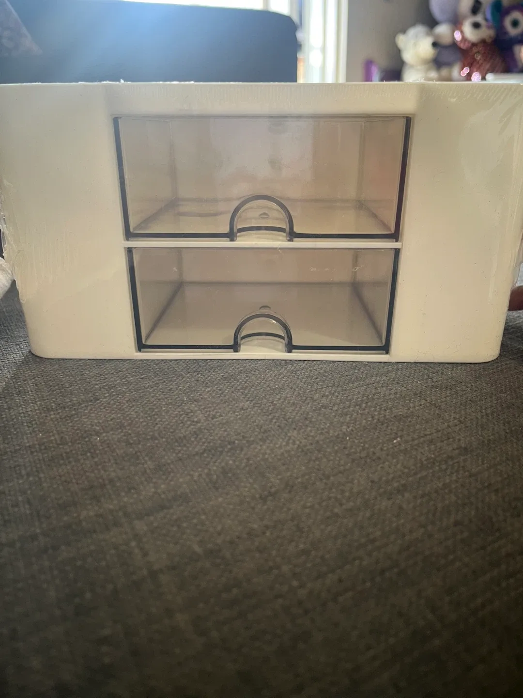 White Plastic Makeup Organizer - New! image indicator(3)