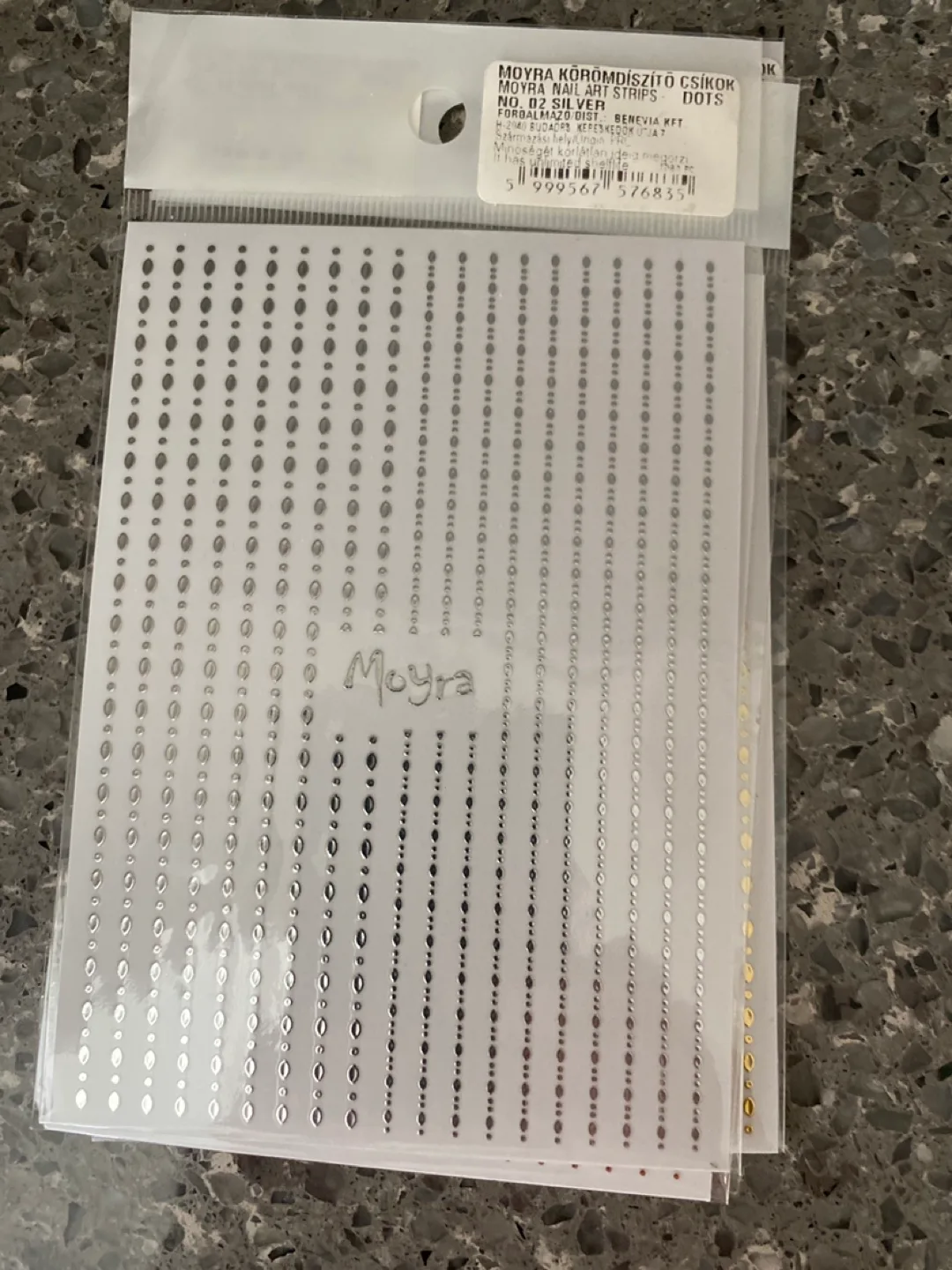 New Moyra Nail Art Strips - Dots image indicator(4)