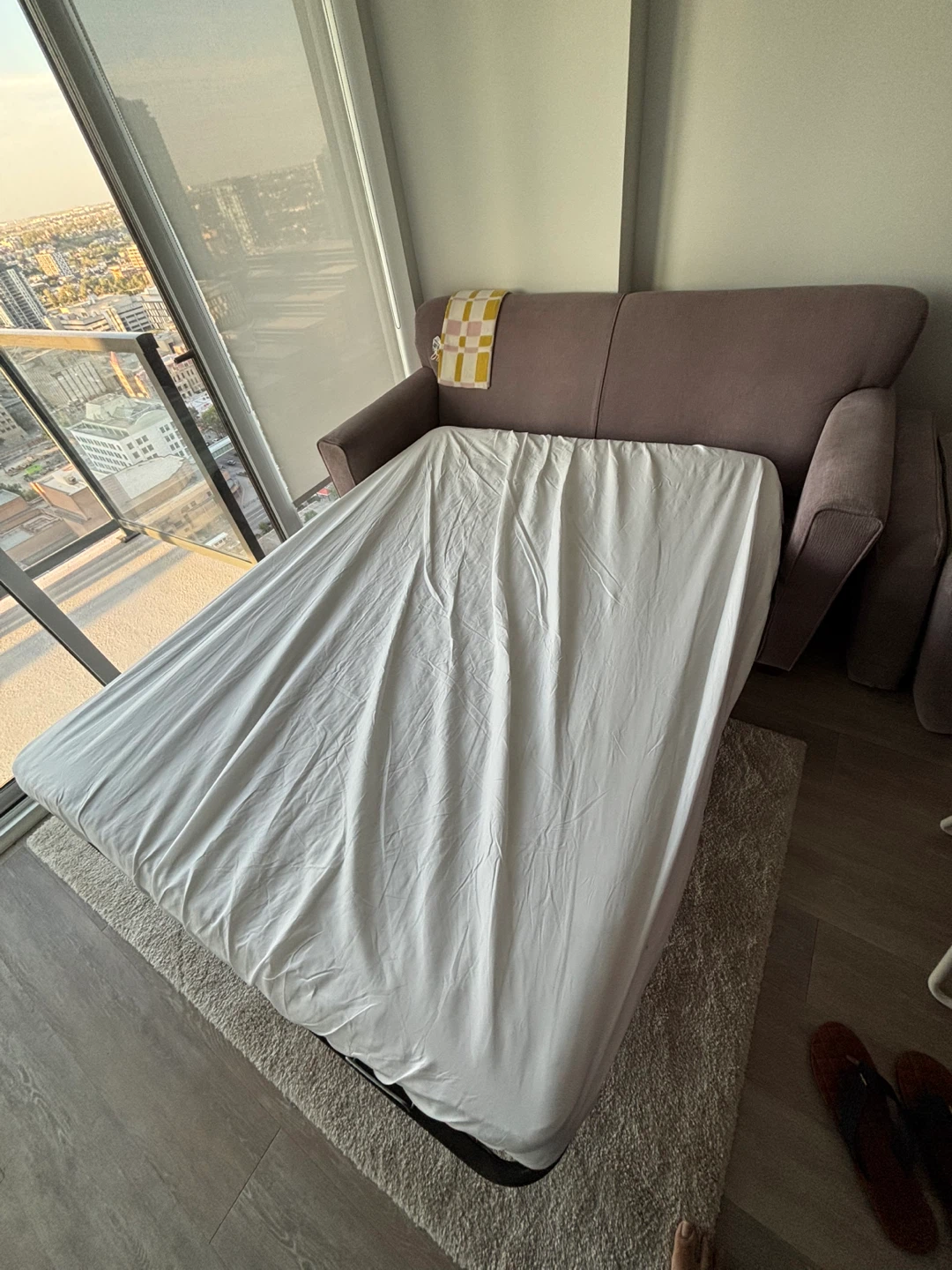 Pull-out Sofa Bed - Great Condition! - photo 4