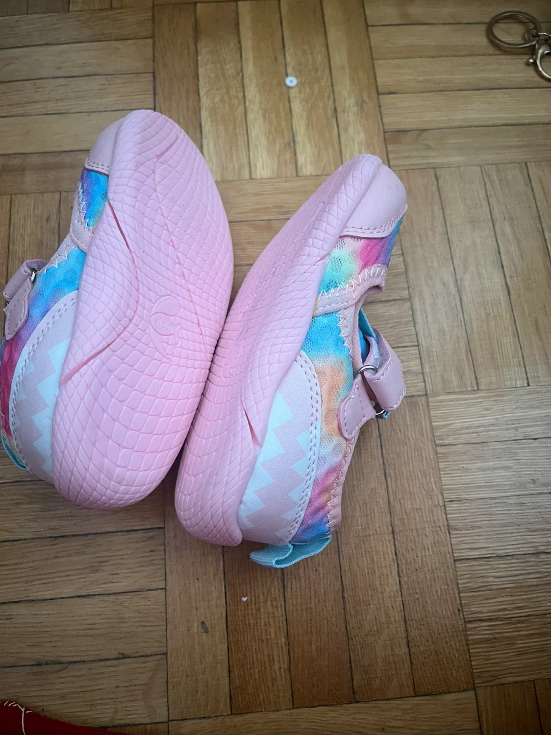 New Balance Kids' Water Shoes - Size 7 image indicator(3)