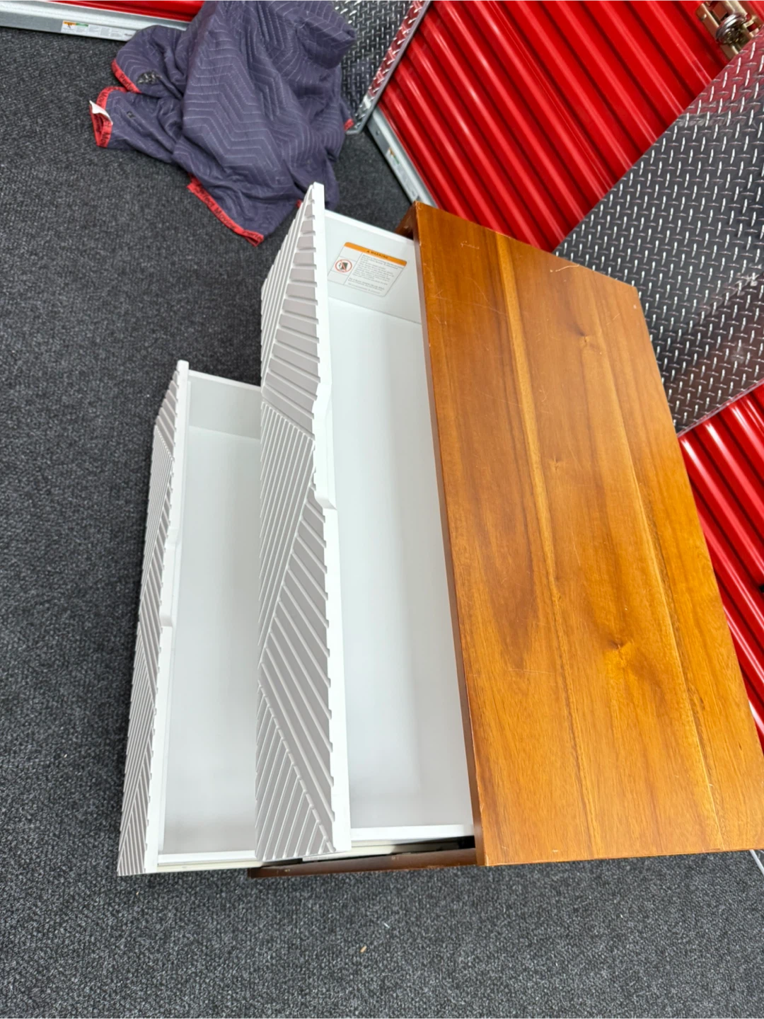 Wood & White 3-Drawer Dresser - photo 5