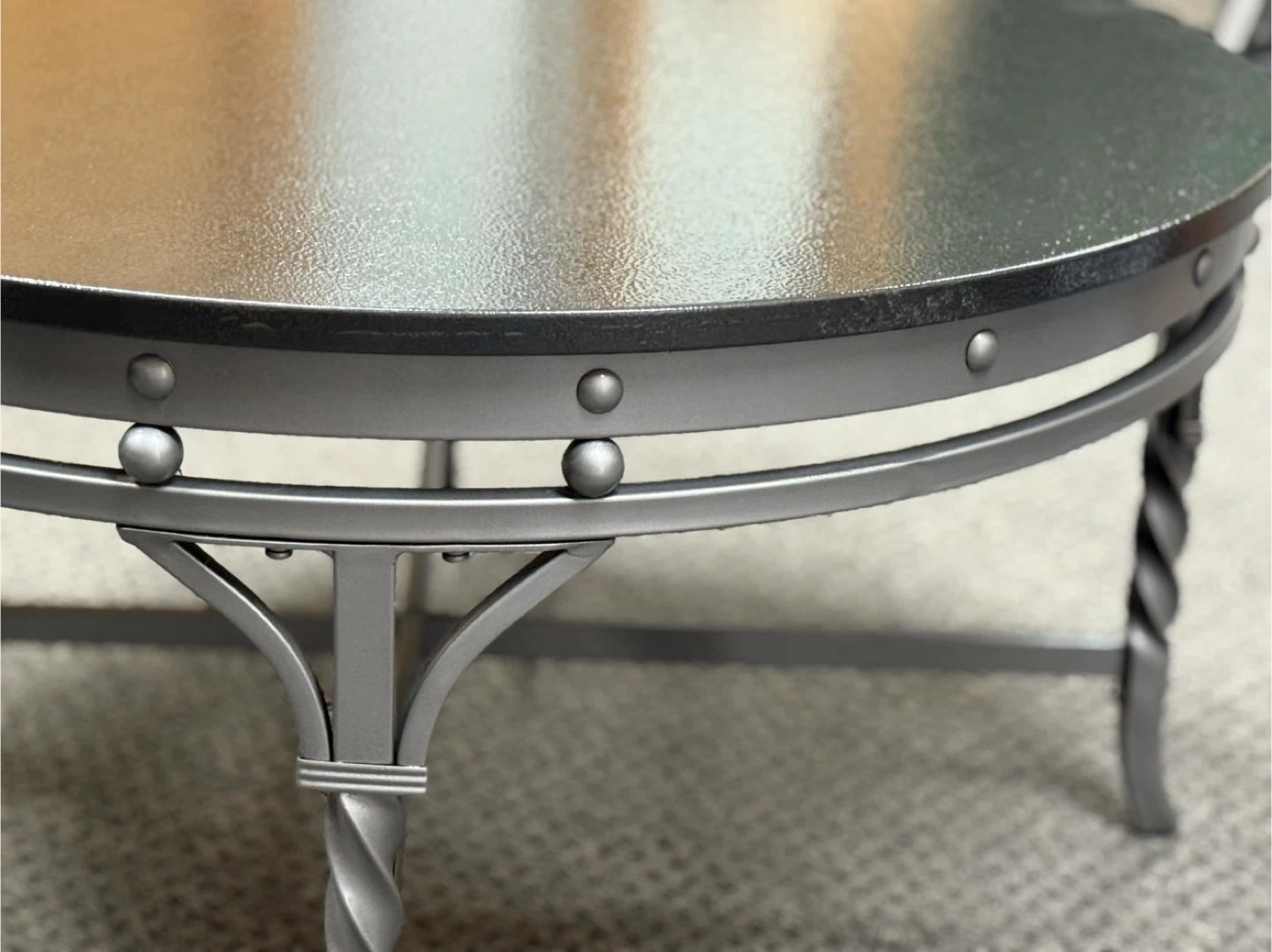 Round Metal Base Coffee Table - Gunmetal Gray/Hammered black top - photo 2
