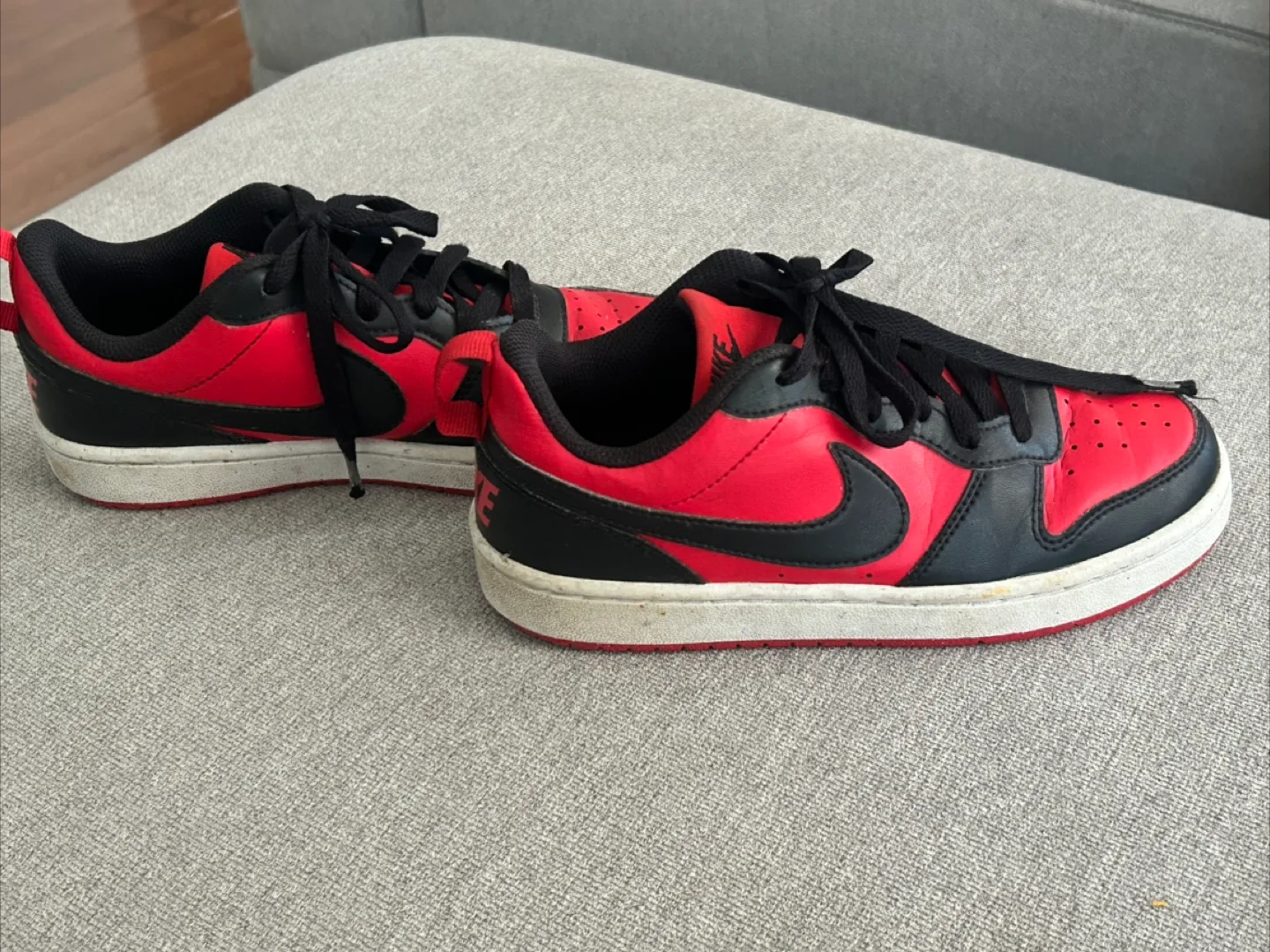 Nike Low Red/Black Sneakers Size 4 youth thumbnail