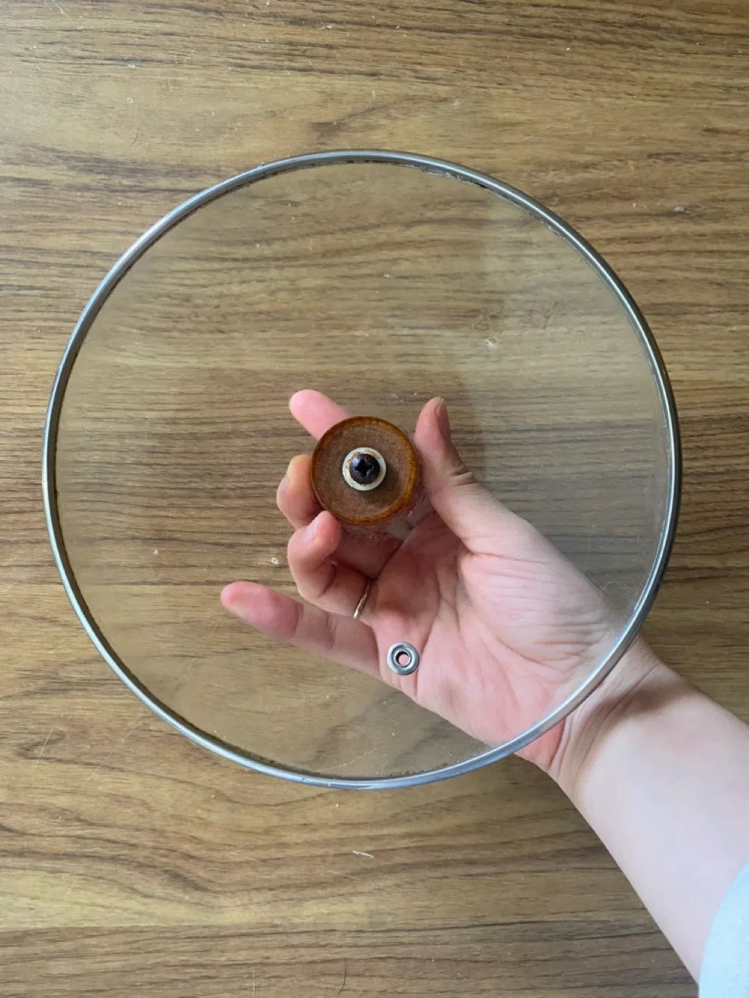 Pot Lid with Wooden Handle image indicator(2)