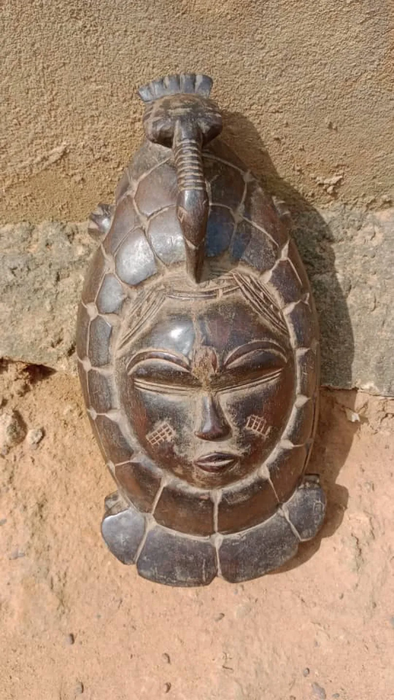 African Wood Carved Masks image indicator(2)