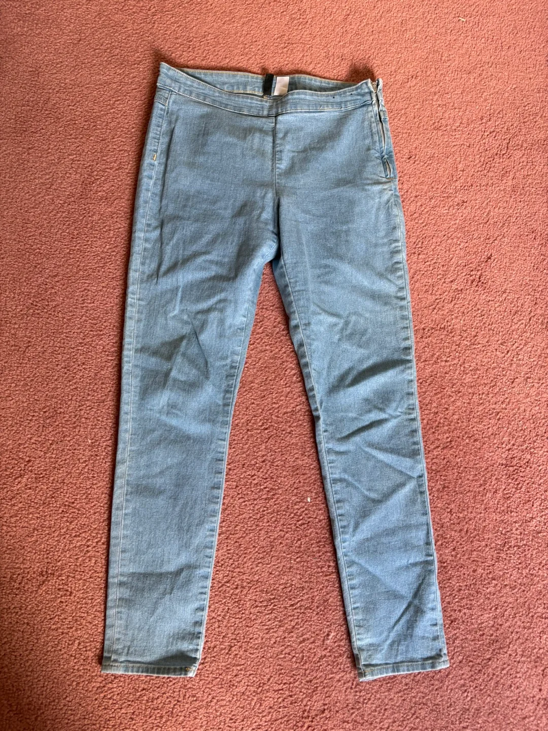 H&M Divided Light Blue Jeans - Size 10 thumbnail