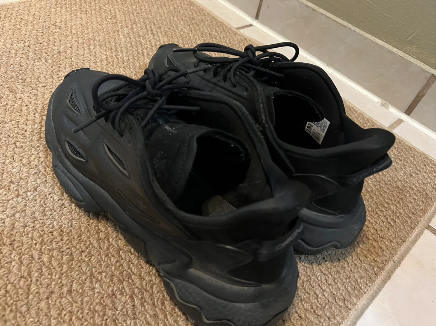 Adidas Black Shoes - US 8.5