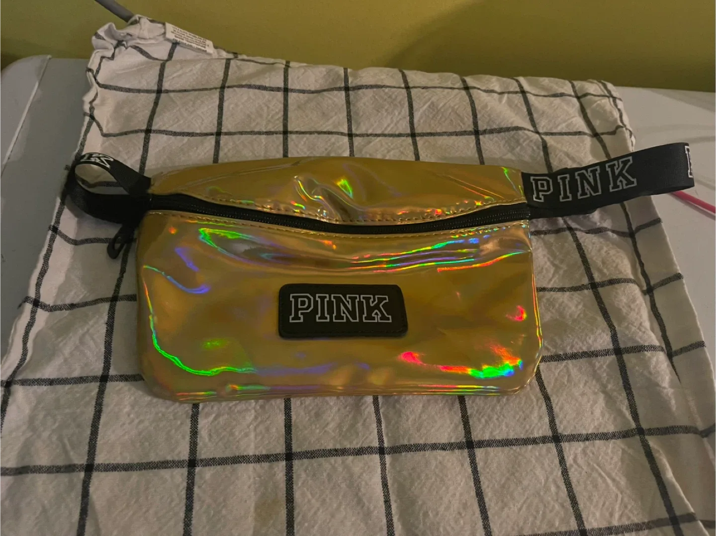 PINK Crossbody OR Belt Bag image indicator(7)