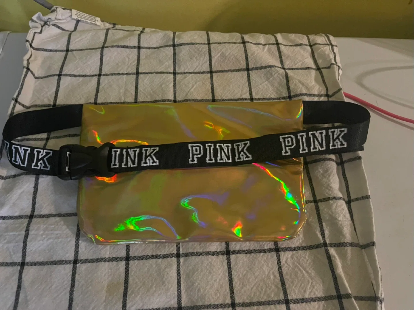 PINK Crossbody OR Belt Bag image indicator(8)