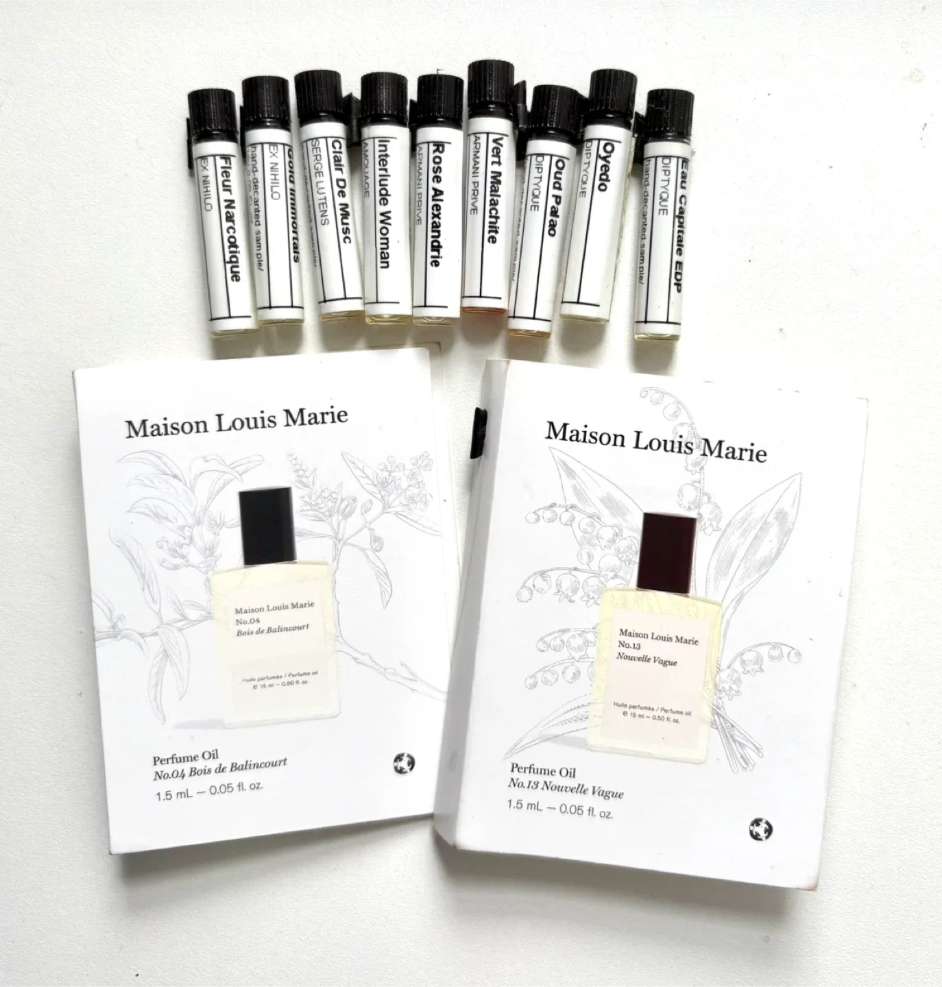 Hand decanted samples and oil sample set ! thumbnail