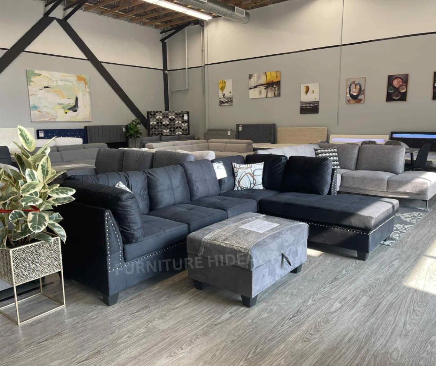 SMOOTH SUEDE SECTIONAL FLOOR MODEL FOR JUST $1,100‼️😍🤩