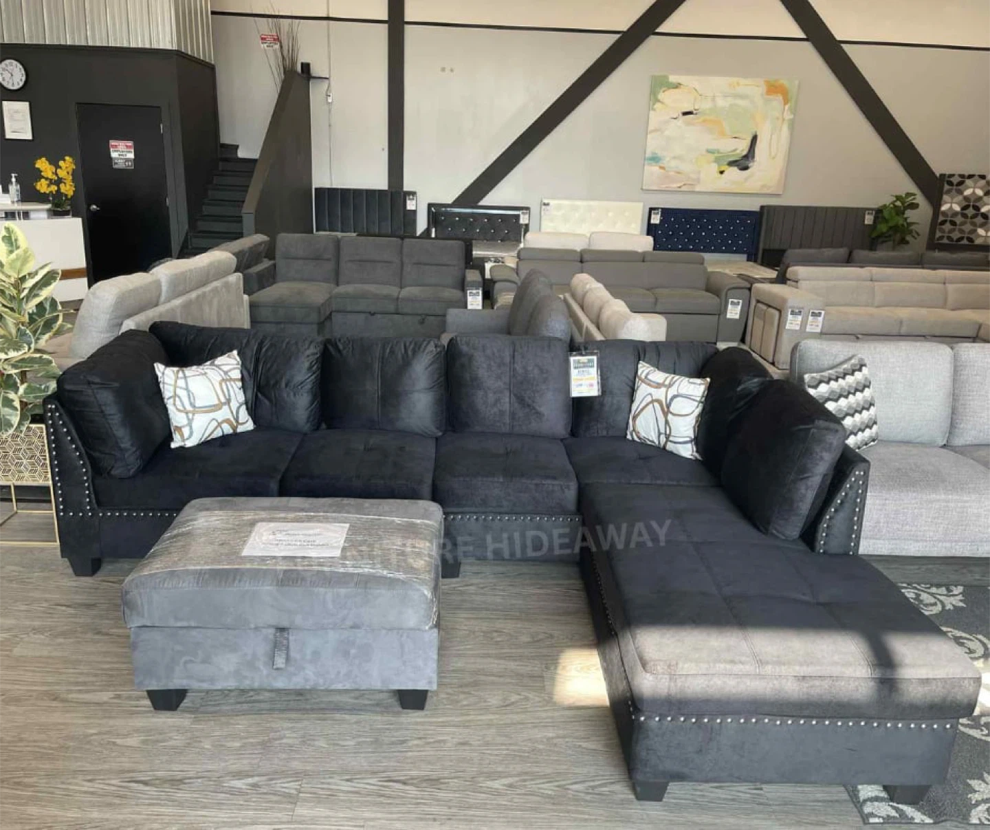 SMOOTH SUEDE SECTIONAL FLOOR MODEL FOR JUST $1,100‼️😍🤩 - photo 3