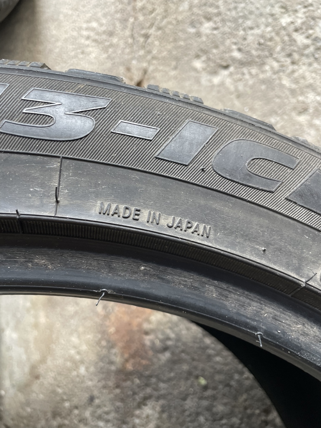 Toyo Observe G3-Ice Winter Tire 245/45R19 - photo 3
