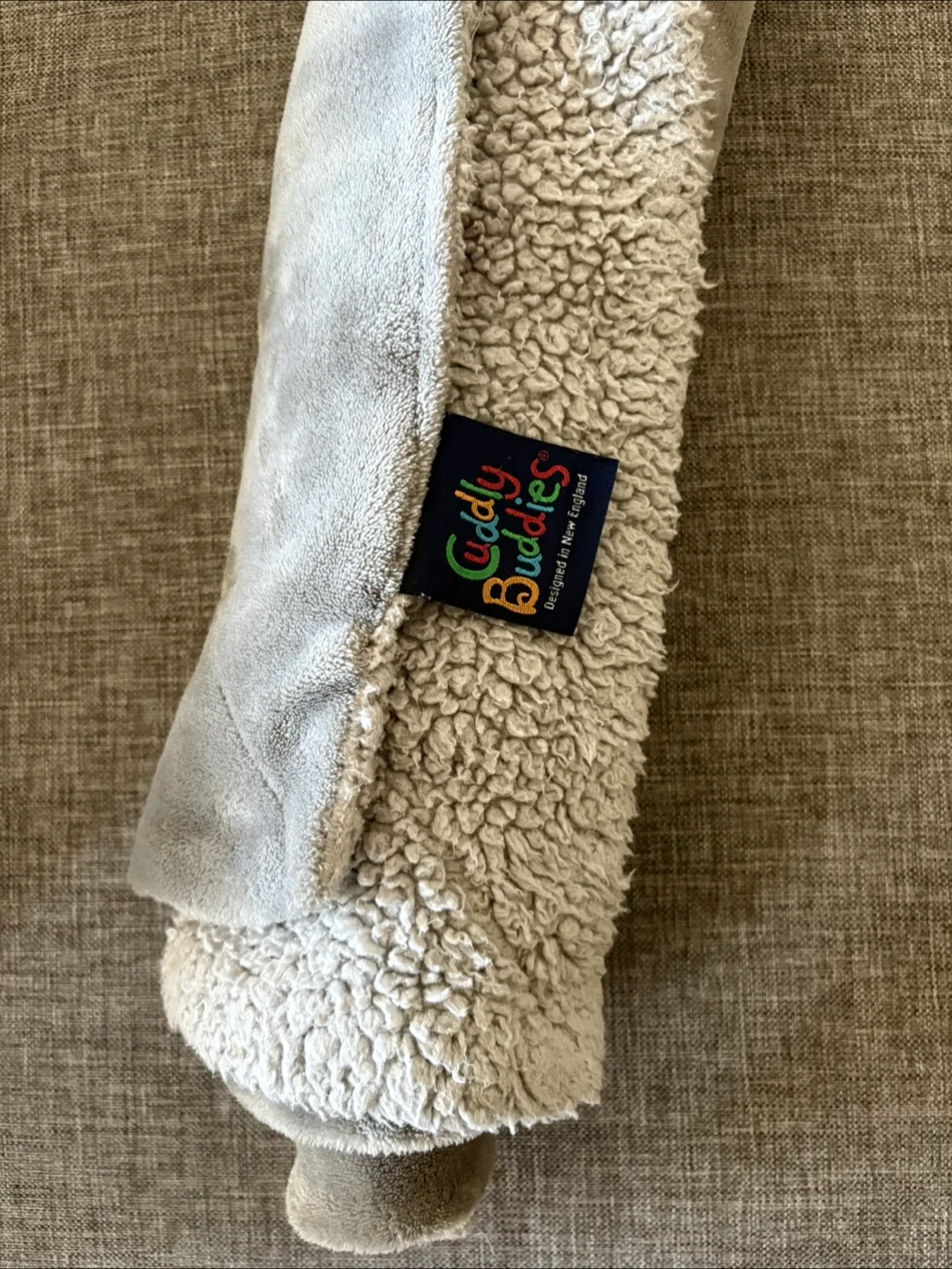 2 Cuddly Buddies Blanket - Grey & White image indicator(5)