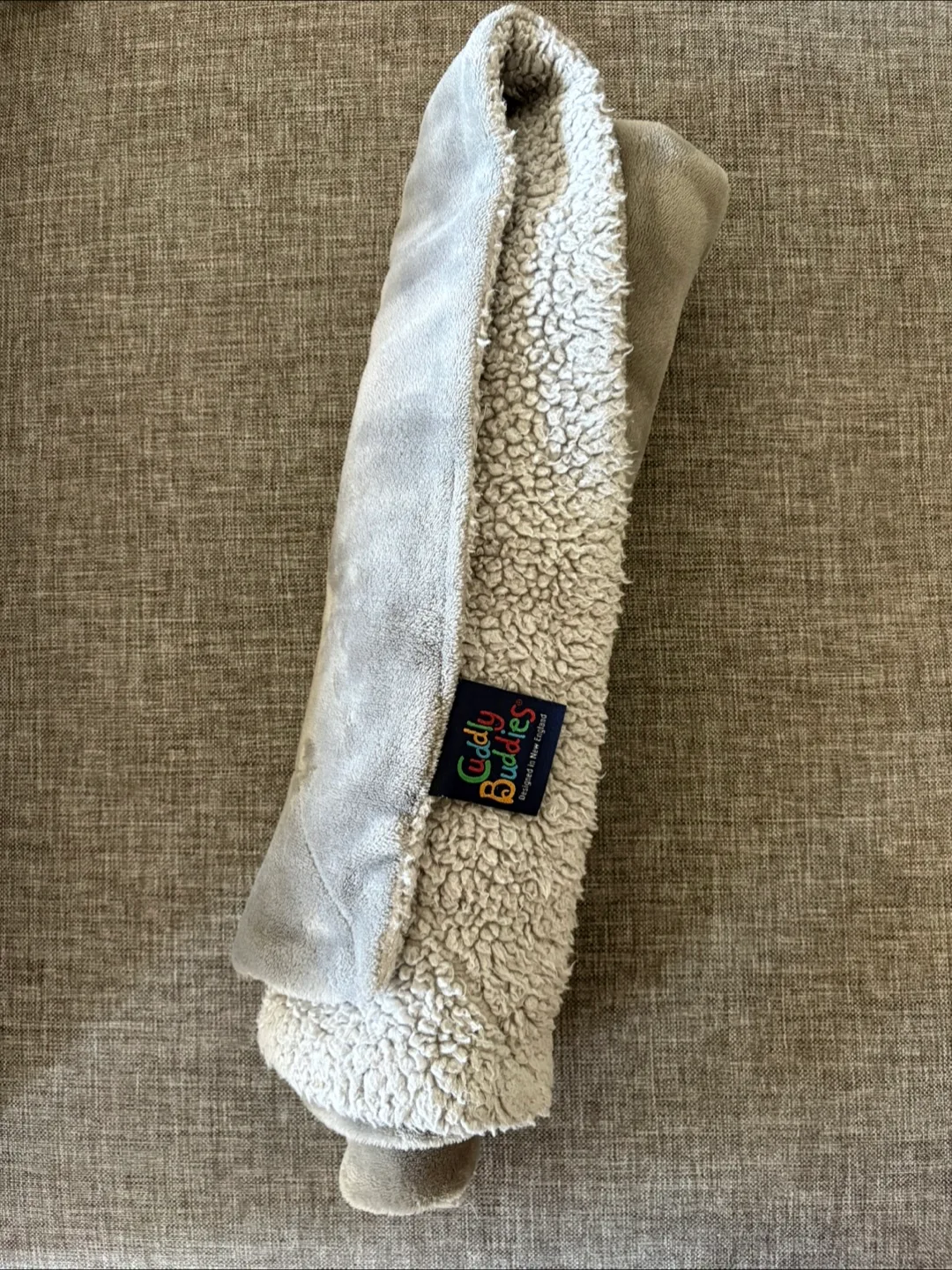 2 Cuddly Buddies Blanket - Grey & White image indicator(4)