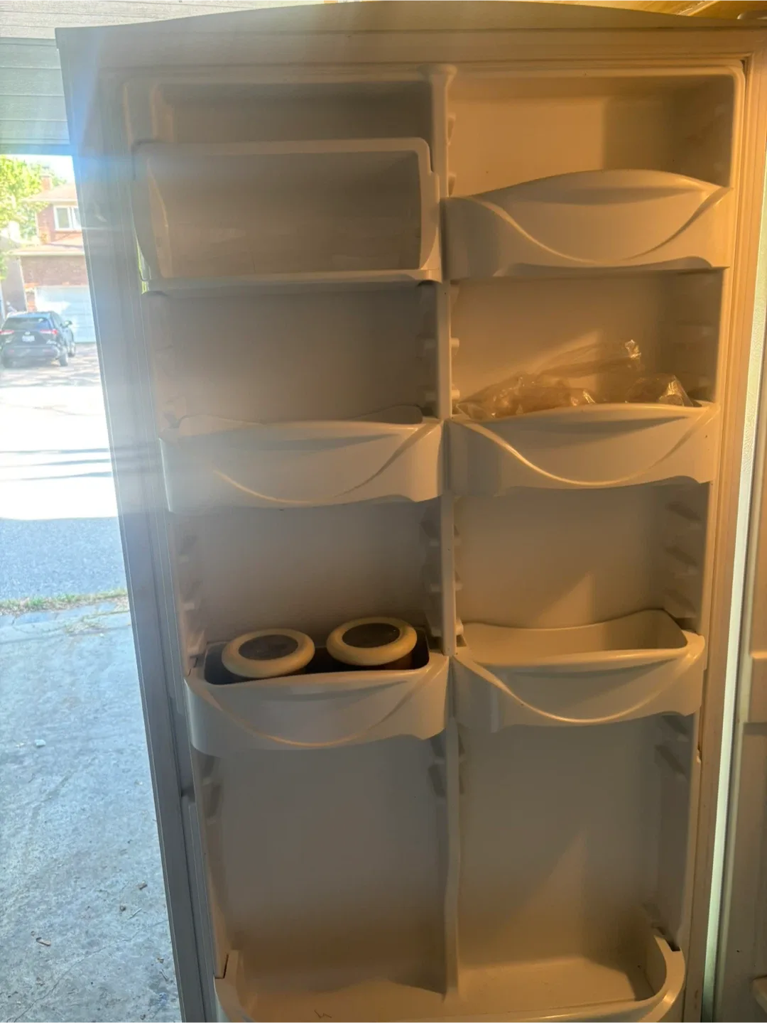 Danby Designer Upright  refrigerator - White image indicator(3)