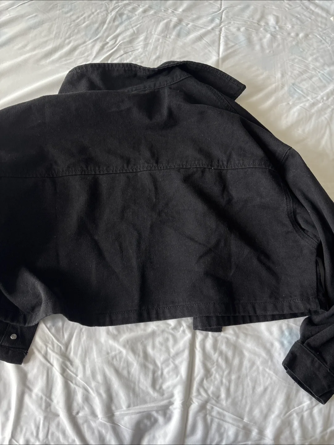 SHEIN Black Cropped Denim Jacket image indicator(2)