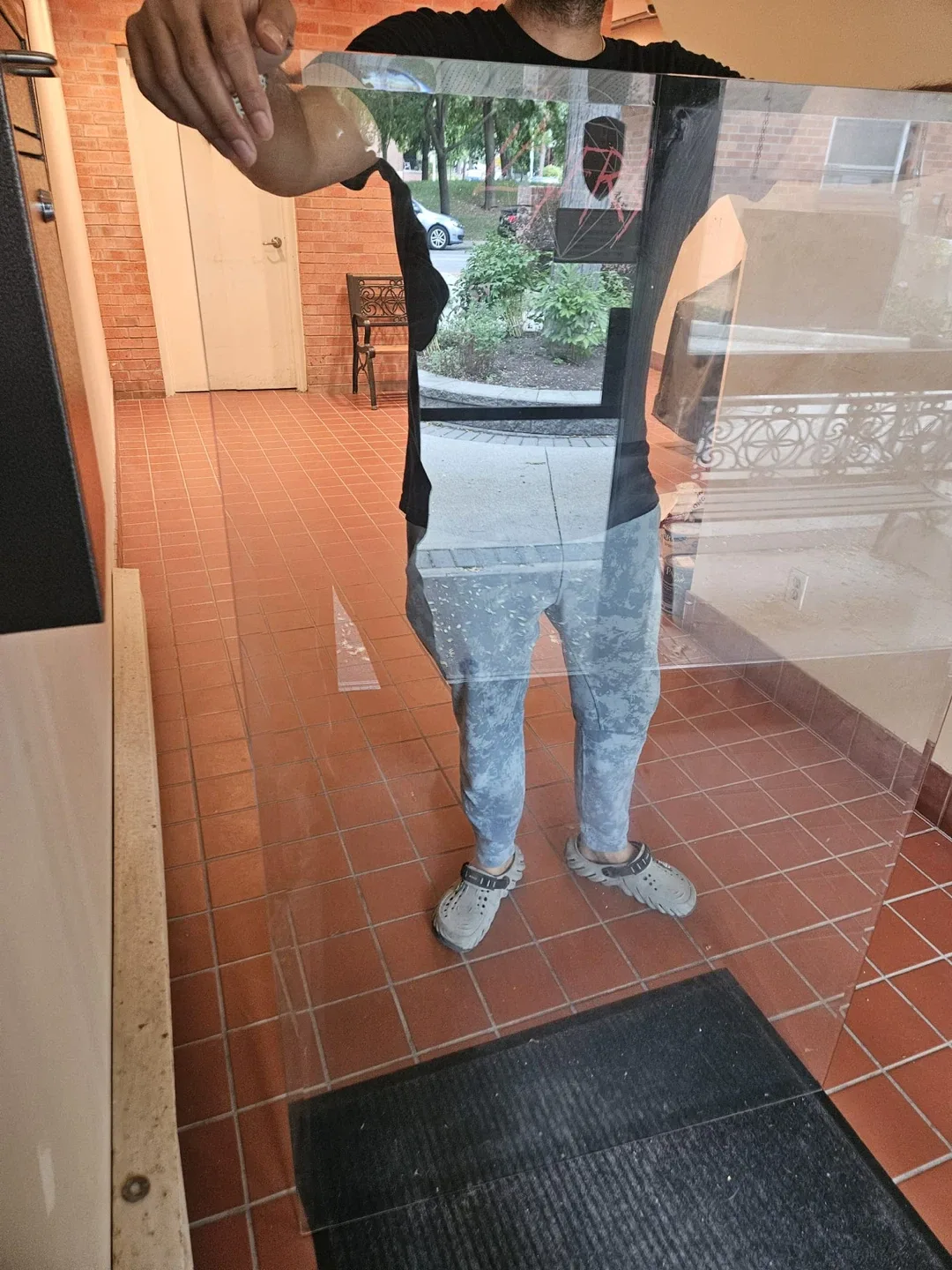 Glass table top with metal frame image indicator(7)