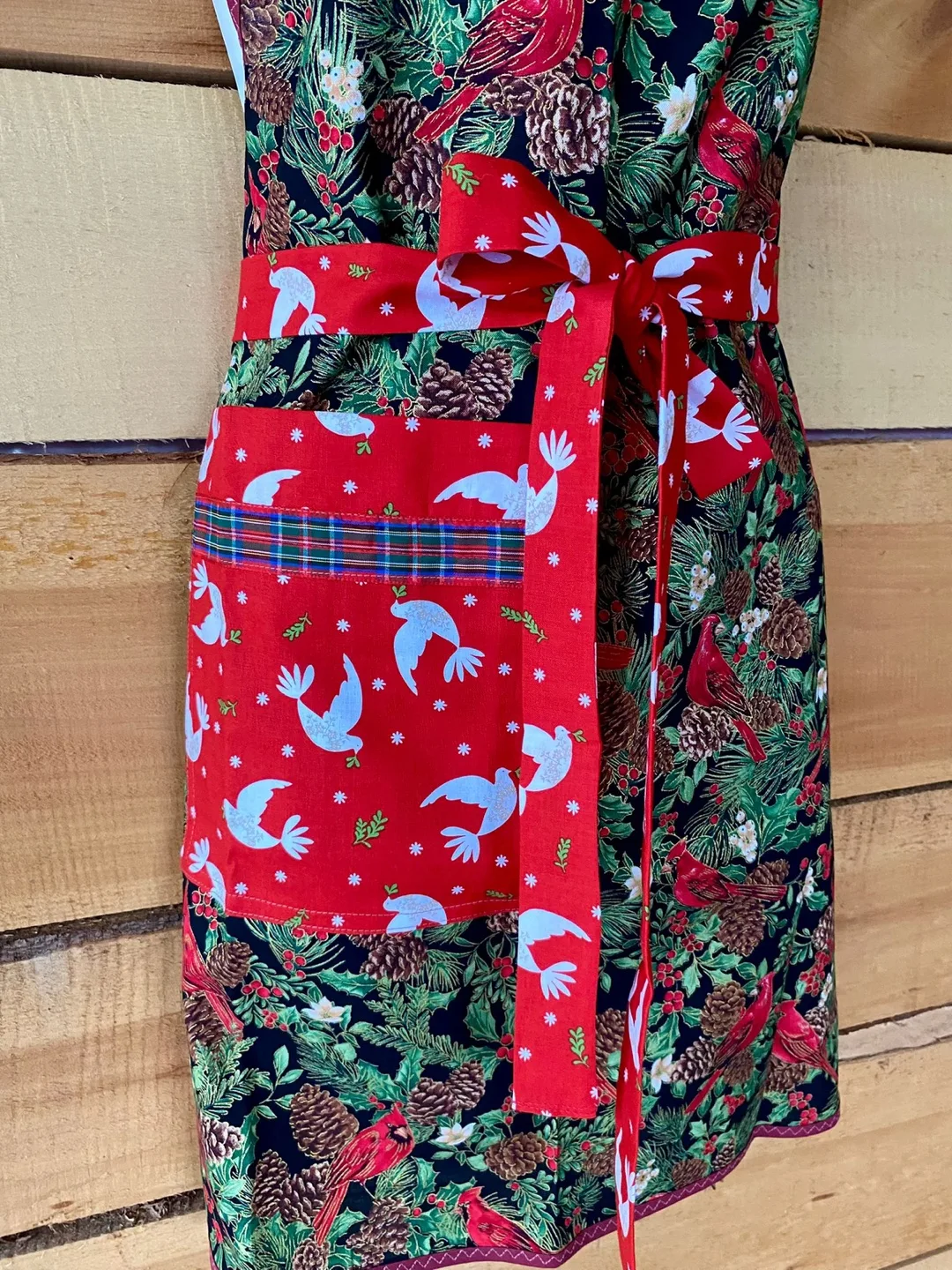 Handmade by me Christmas Apron - Red, Green, and White image indicator(3)