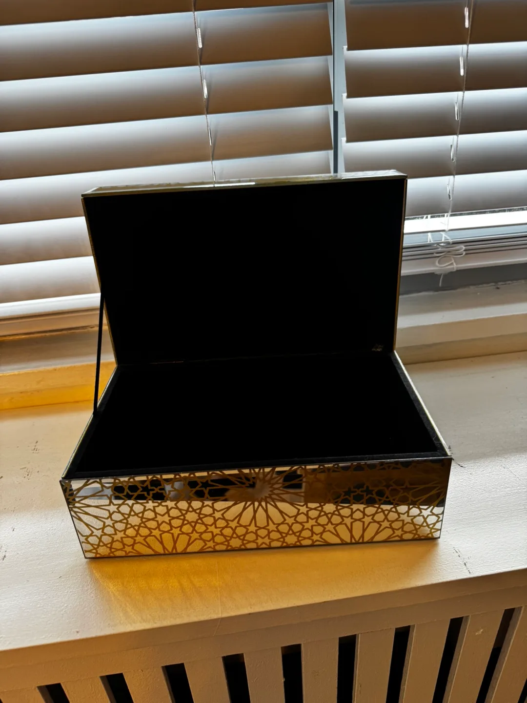 Decorative Boxes image indicator(5)