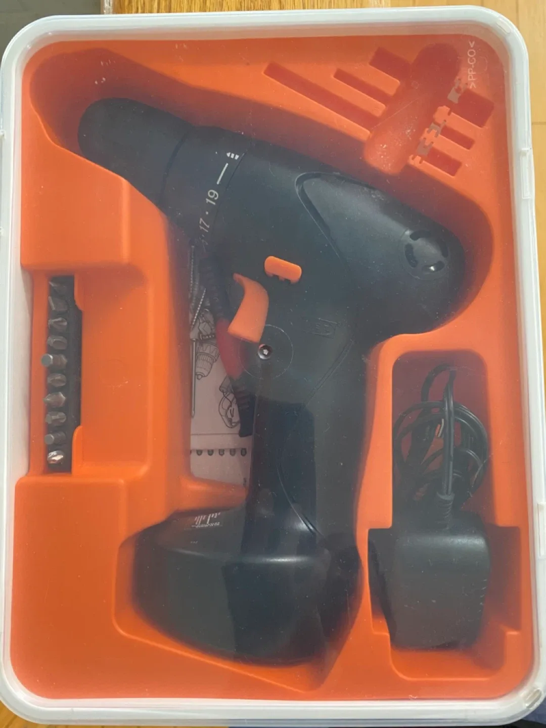 Ikea FIXA Cordless Screwdriver with Case image indicator(2)