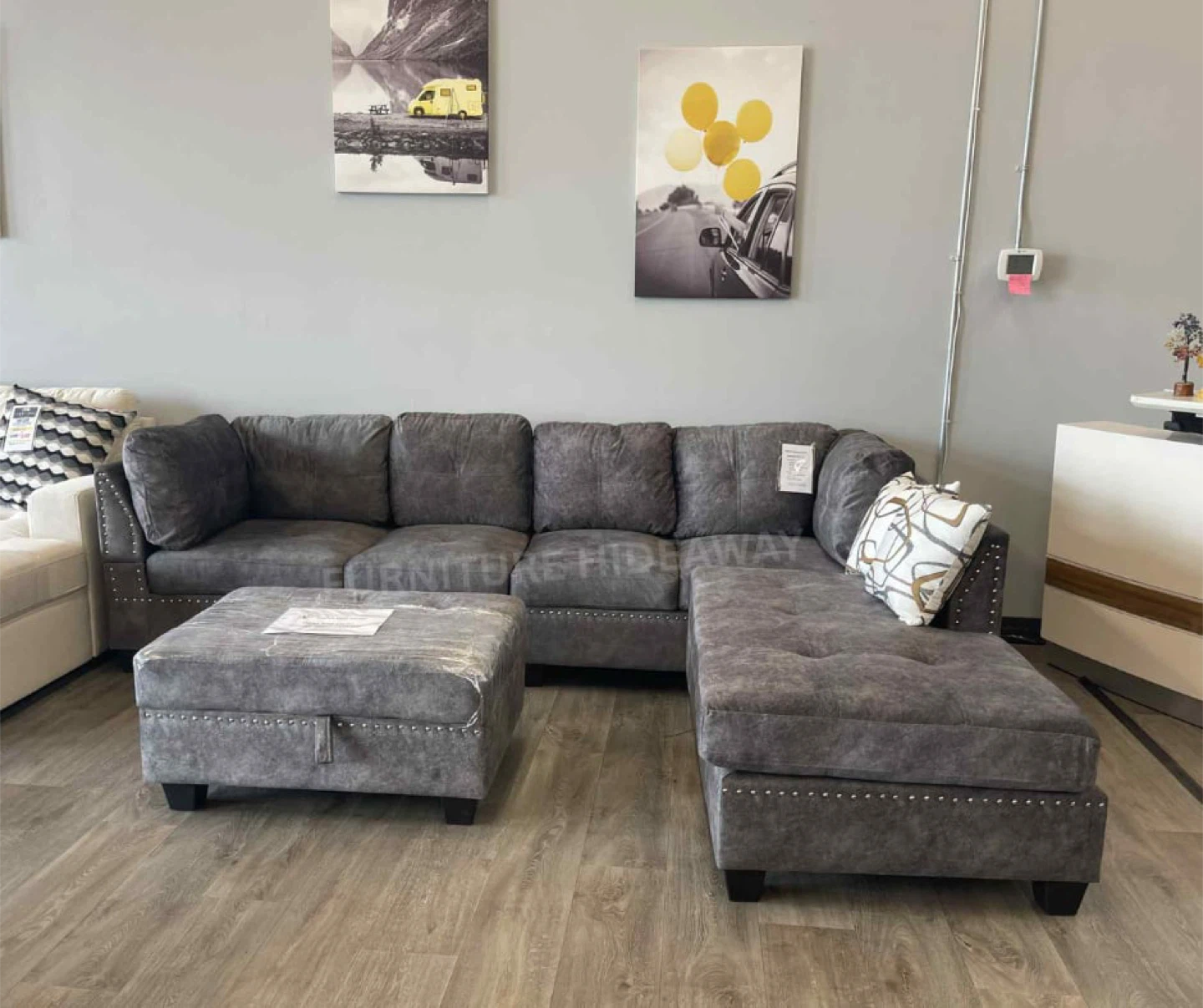 REVERSIBLE HUGE SECTIONAL SOFA ✨✨