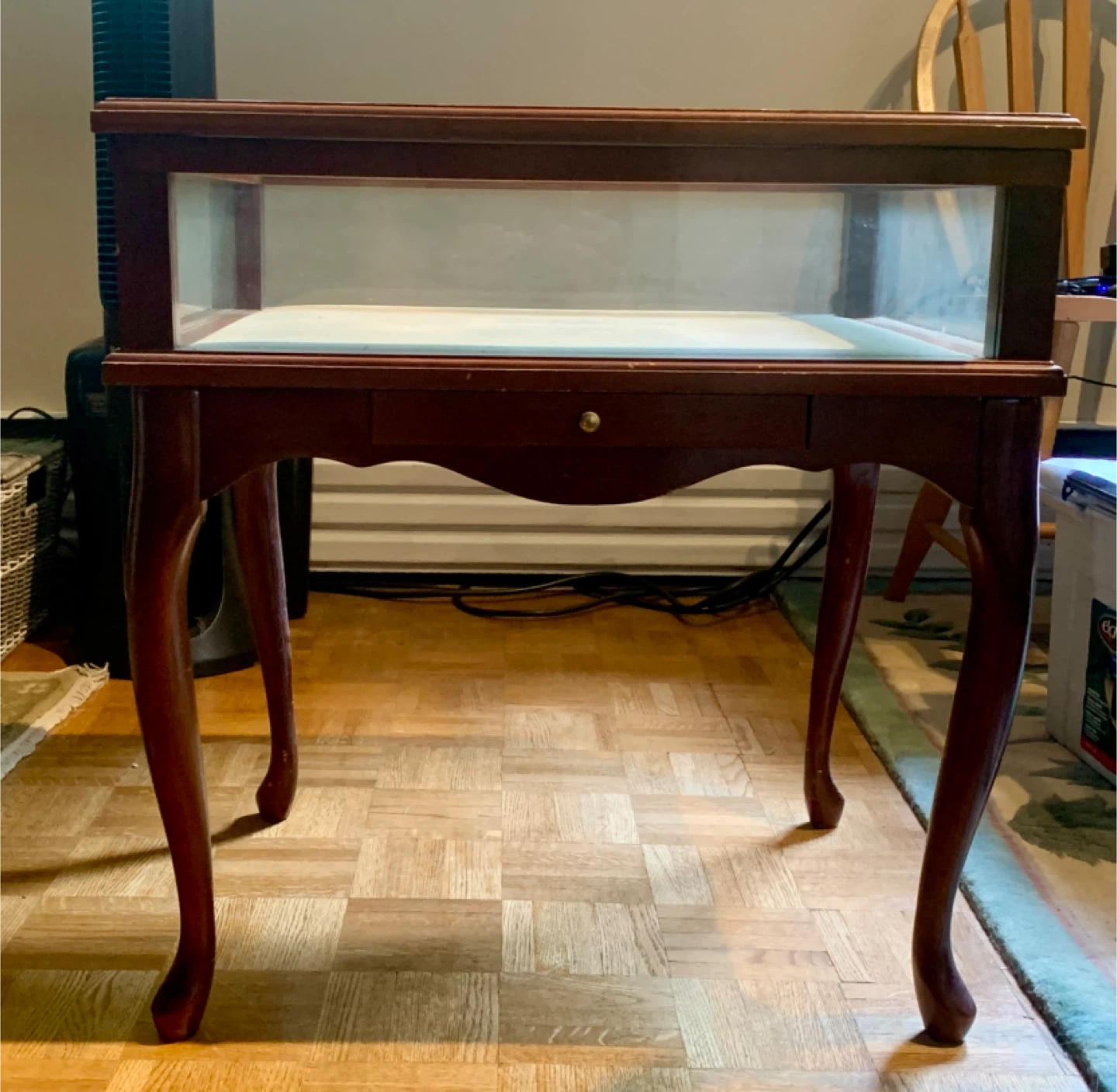 Curio table