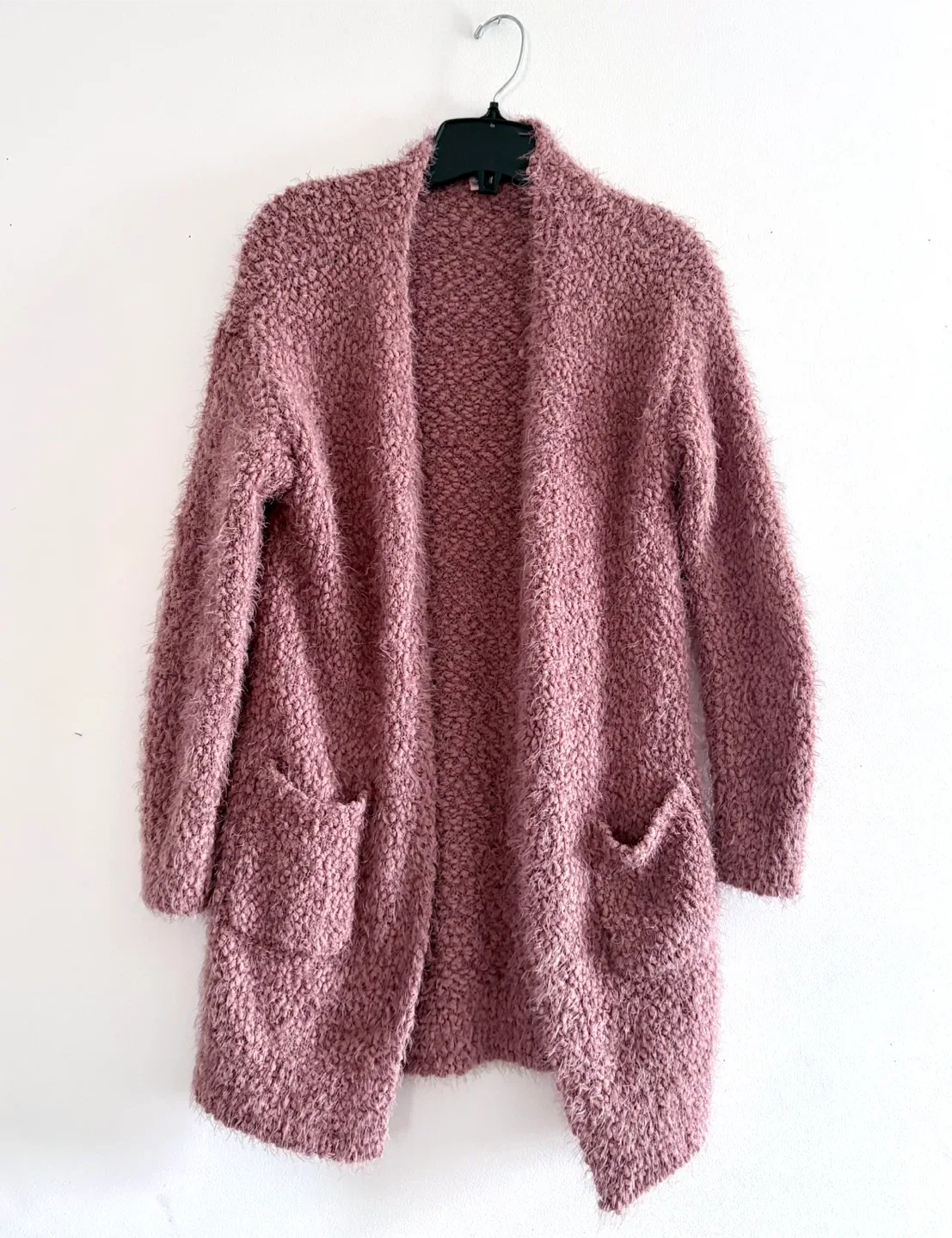 Fuzzy cardigan ! thumbnail