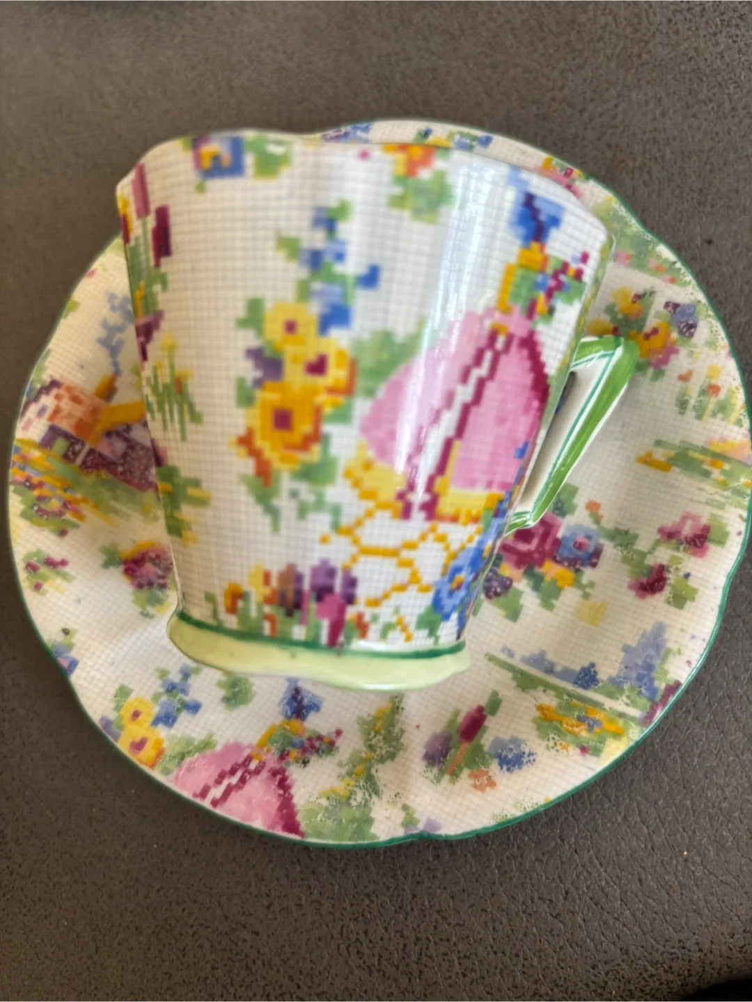 Royal Albert Lady Gay Tea Cup & Saucer Set image indicator(3)