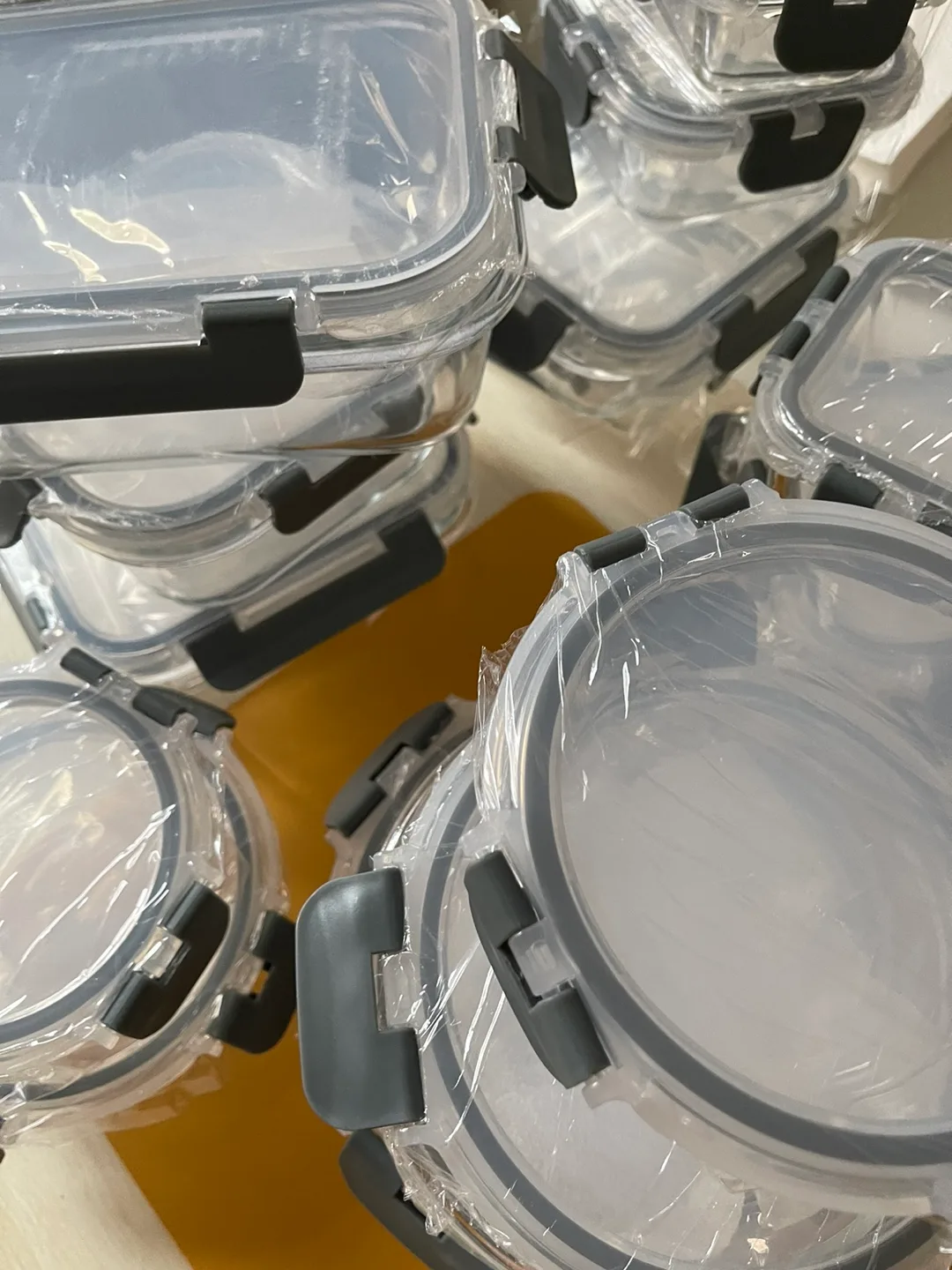 42pcs Glass Food Storage Containers with Lids (orig. $62) image indicator(3)