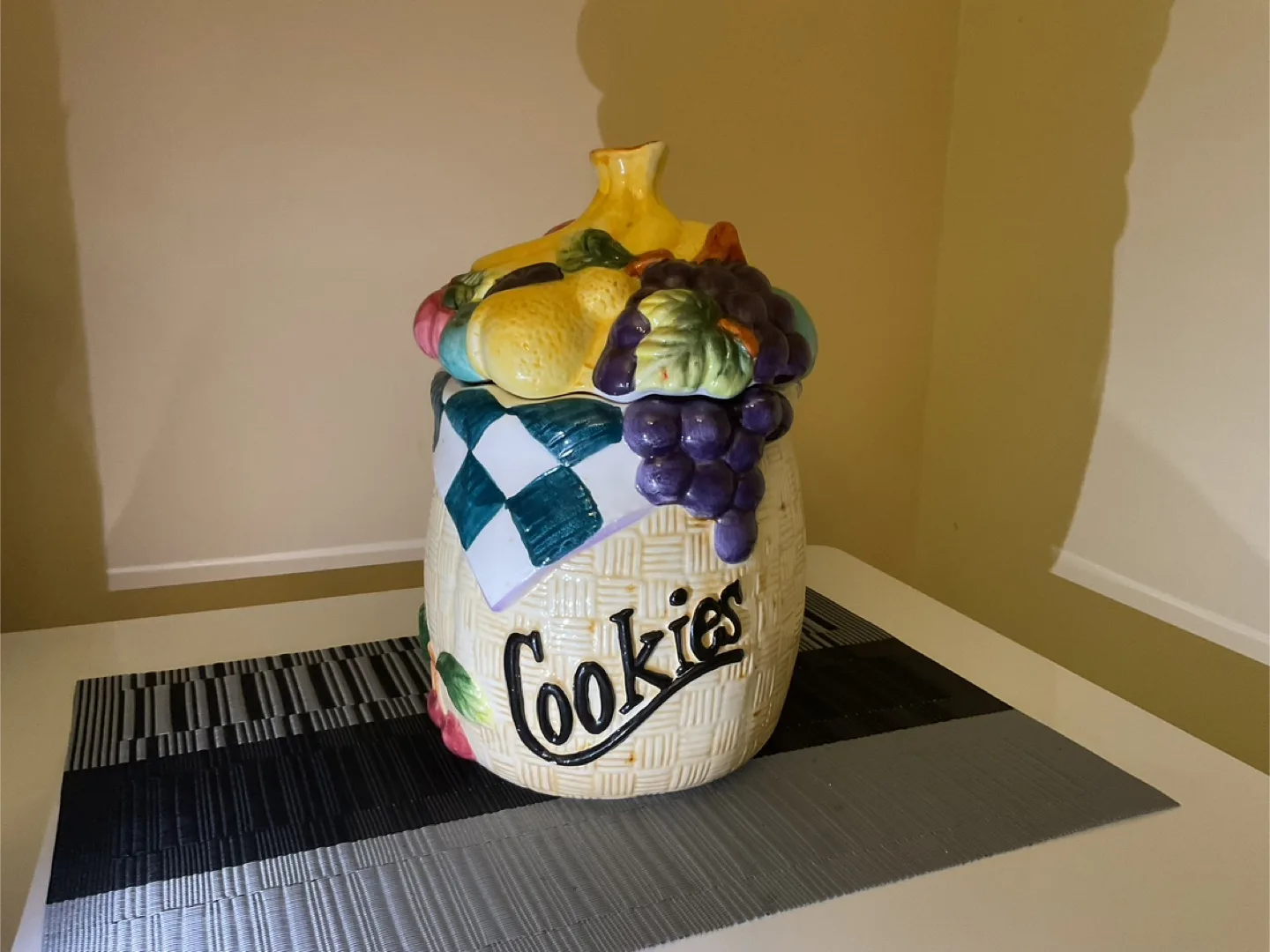 Ceramic Cookies Jar thumbnail