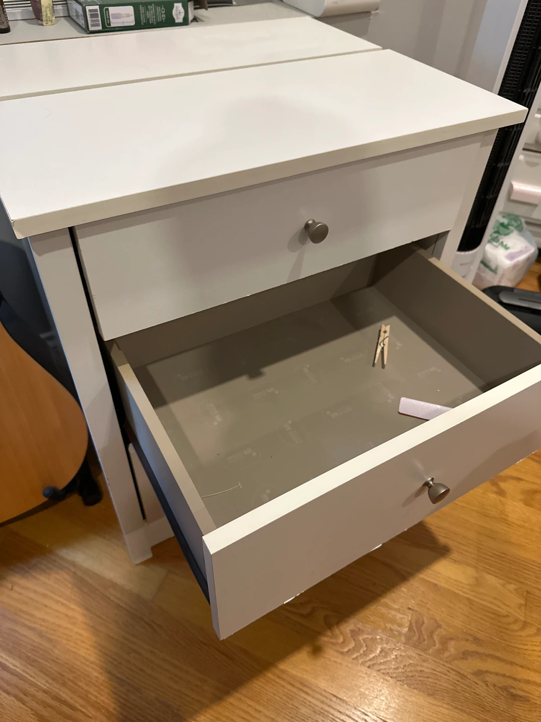White 3-Drawer Nightstand - photo 3